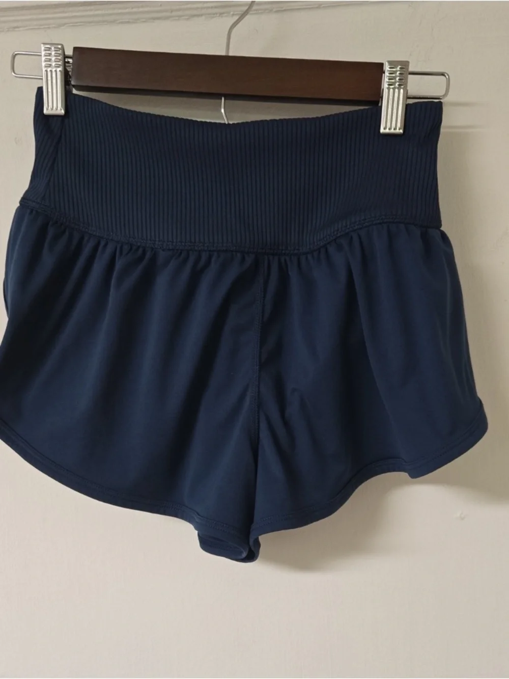 Women’s Navy High-Waist Active Shorts